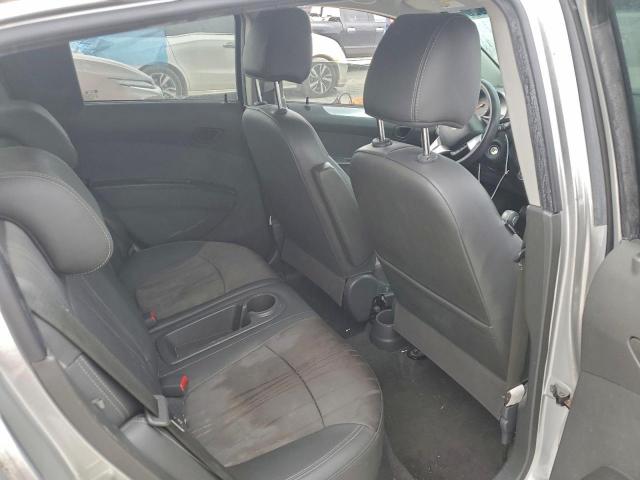 Chevrolet Spark 1lt Image 5