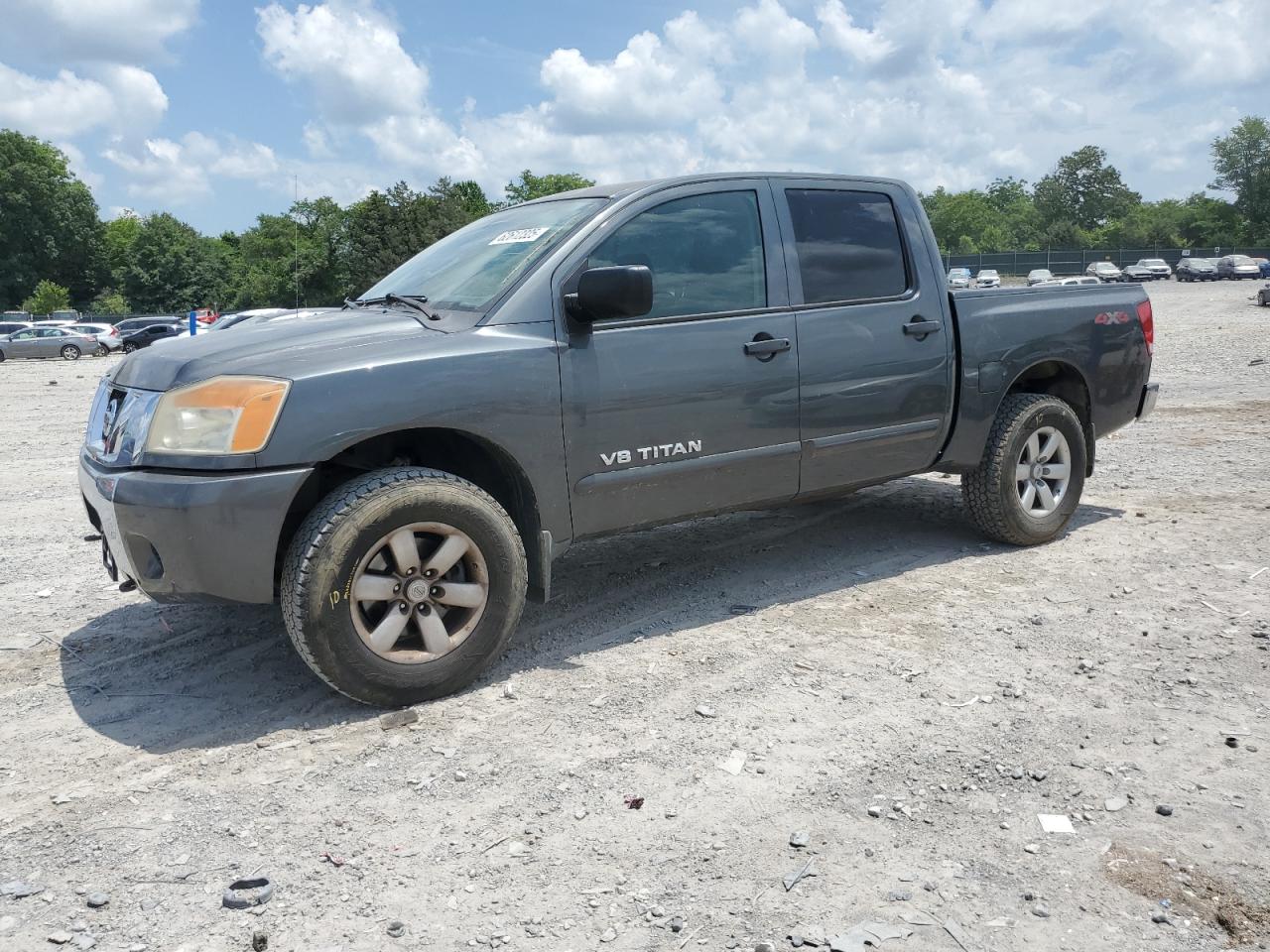 Nissan Titan Xe Image 1