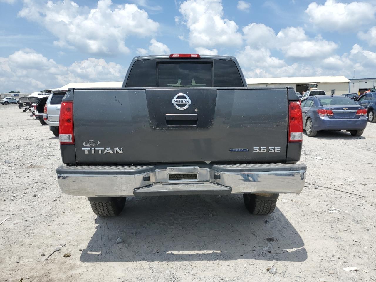 Nissan Titan Xe Image 4