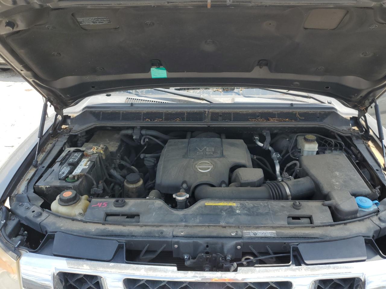 Nissan Titan Xe Image 7