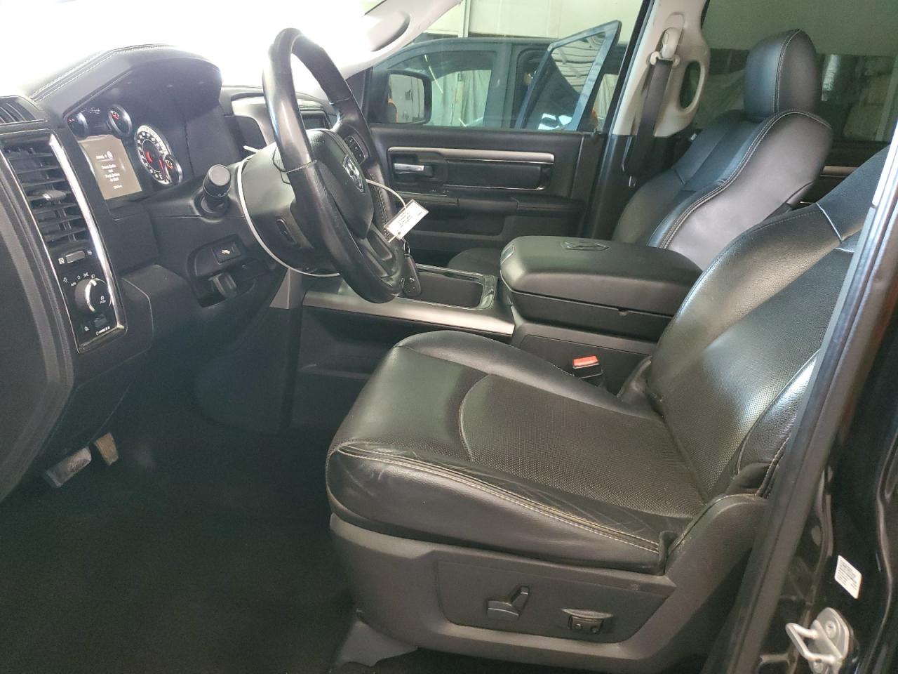 Ram 1500 Sport Image 3