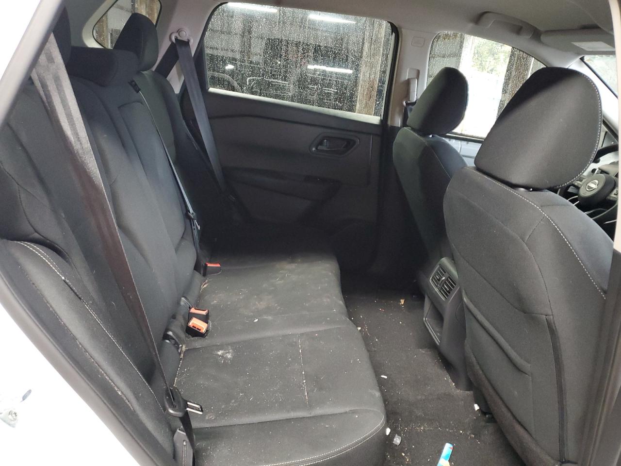 Nissan Rogue S Image 9