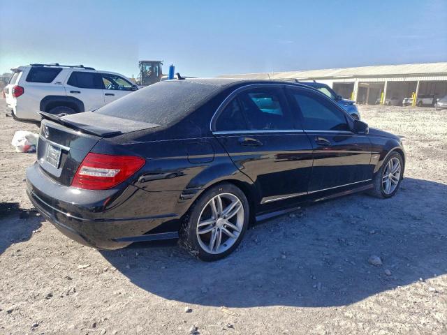 Mercedes-Benz C-Class 250 Image 9