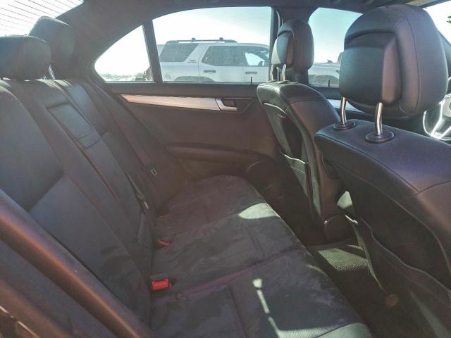 Mercedes-Benz C-Class 250 Image 6