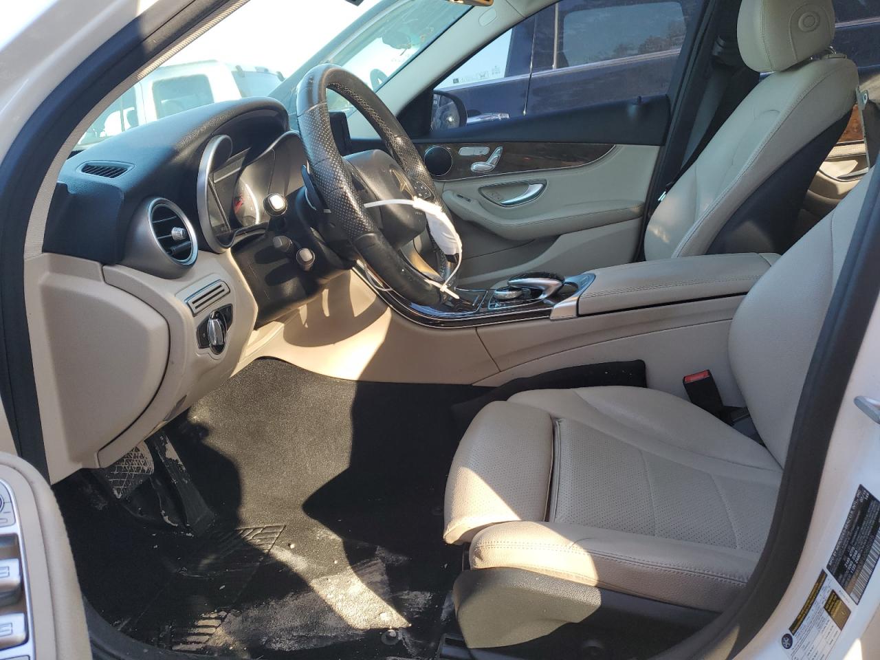 Mercedes-Benz C-Class 300 4matic Image 9