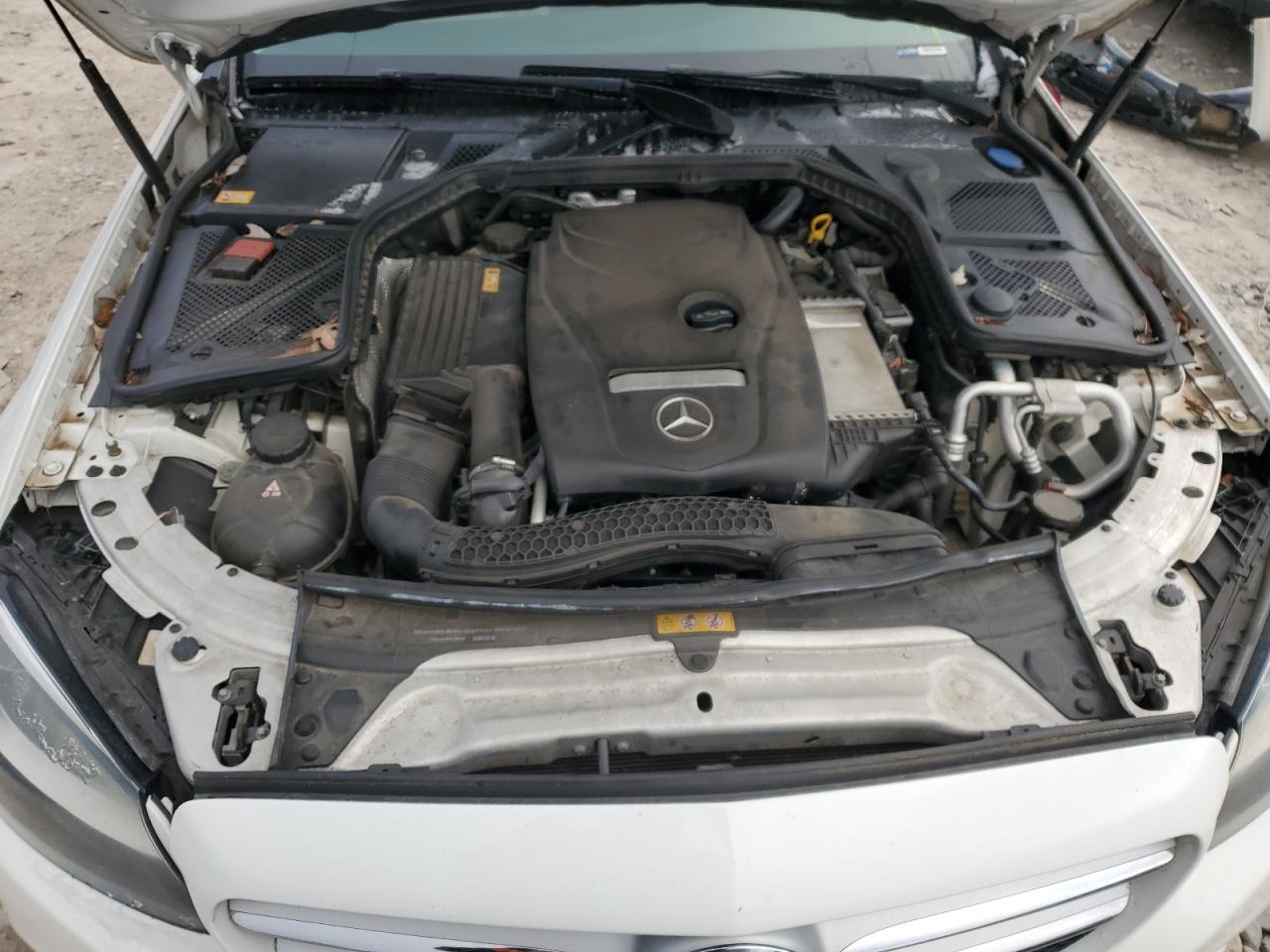 Mercedes-Benz C-Class 300 4matic Image 10