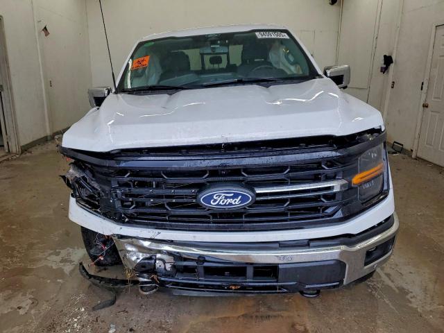 Ford F-150 Xlt Image 2