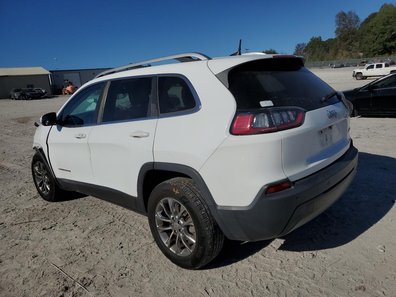 Jeep Grand Cherokee Latitude Plus Image 2