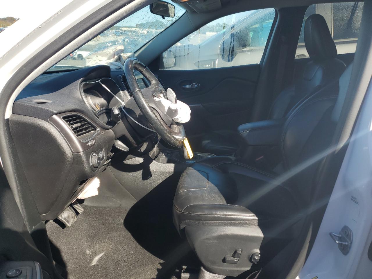 Jeep Grand Cherokee Latitude Plus Image 7