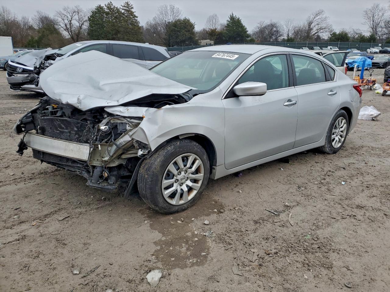 Nissan Altima 2.5 Image 1