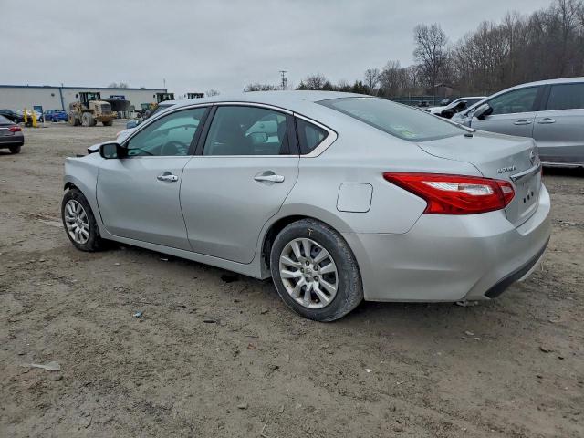 Nissan Altima 2.5 Image 13