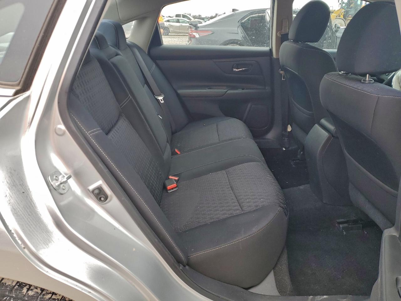 Nissan Altima 2.5 Image 5