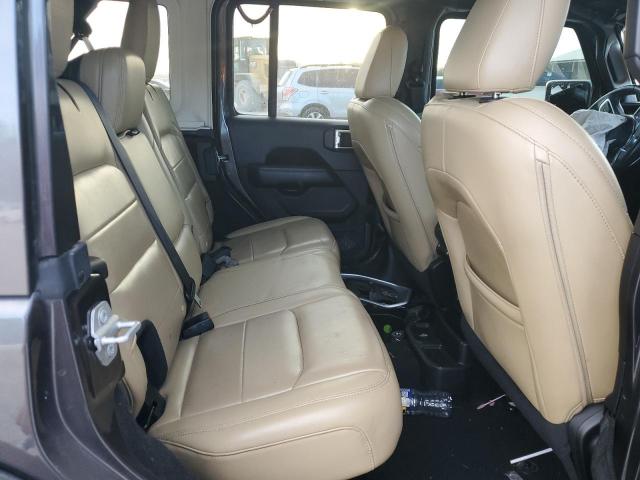 Jeep Wrangler Sahara Image 9