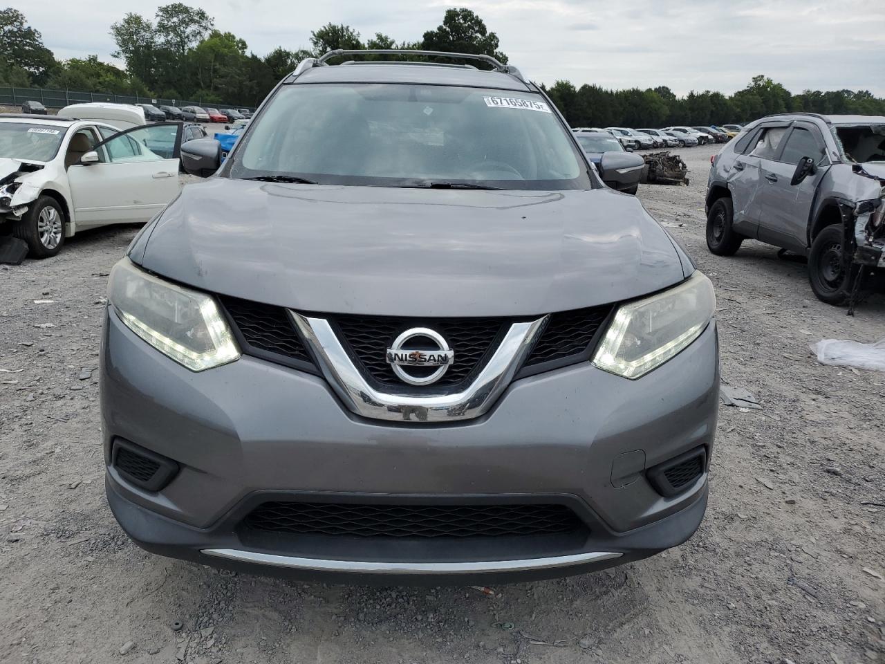 Nissan Rogue S Image 3