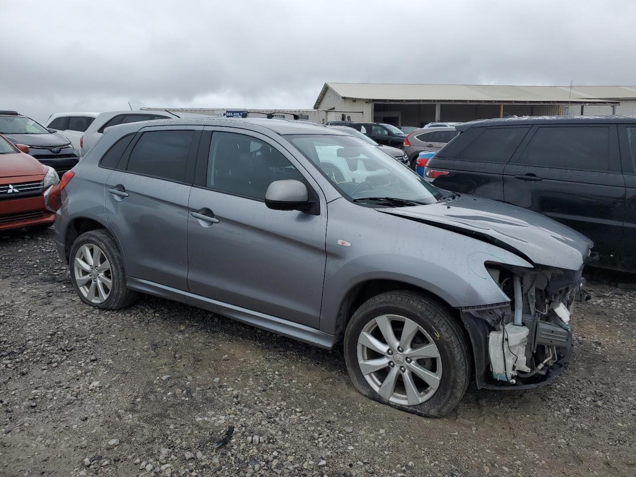 Mitsubishi Outlander Se Image 10