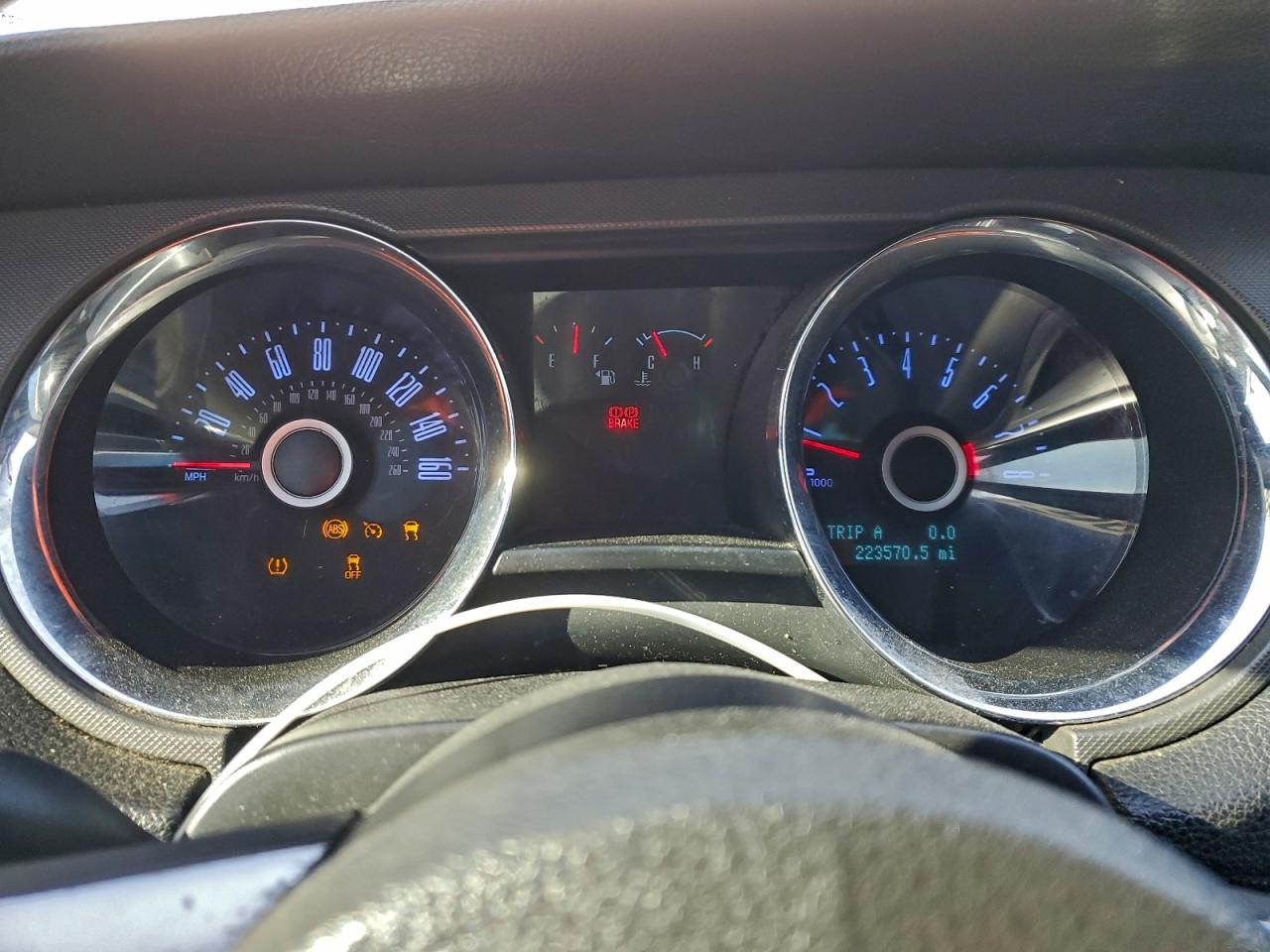 Ford Mustang Image 12