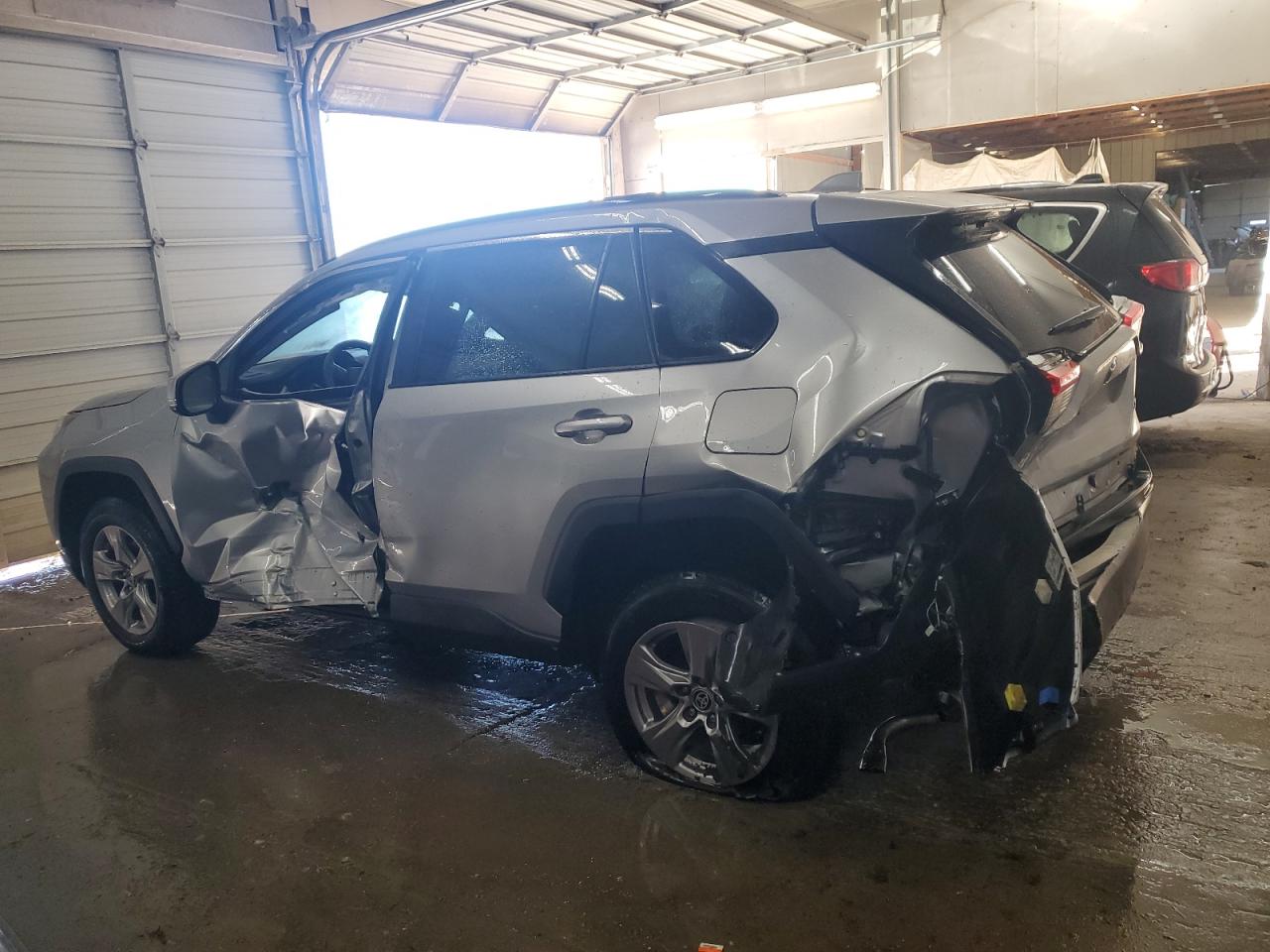 Toyota RAV4 Xle Image 5