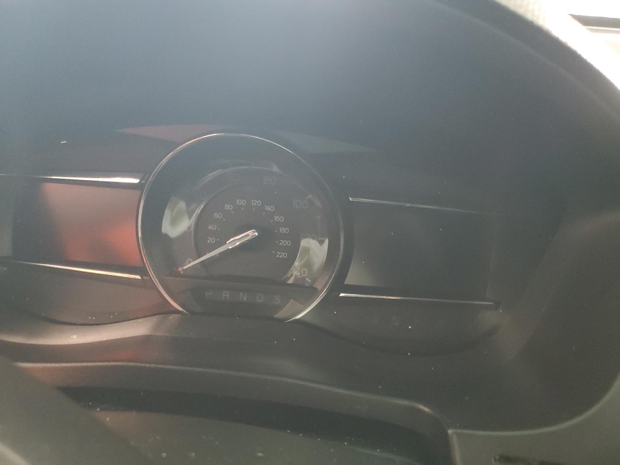 Ford Explorer Xlt Image 8