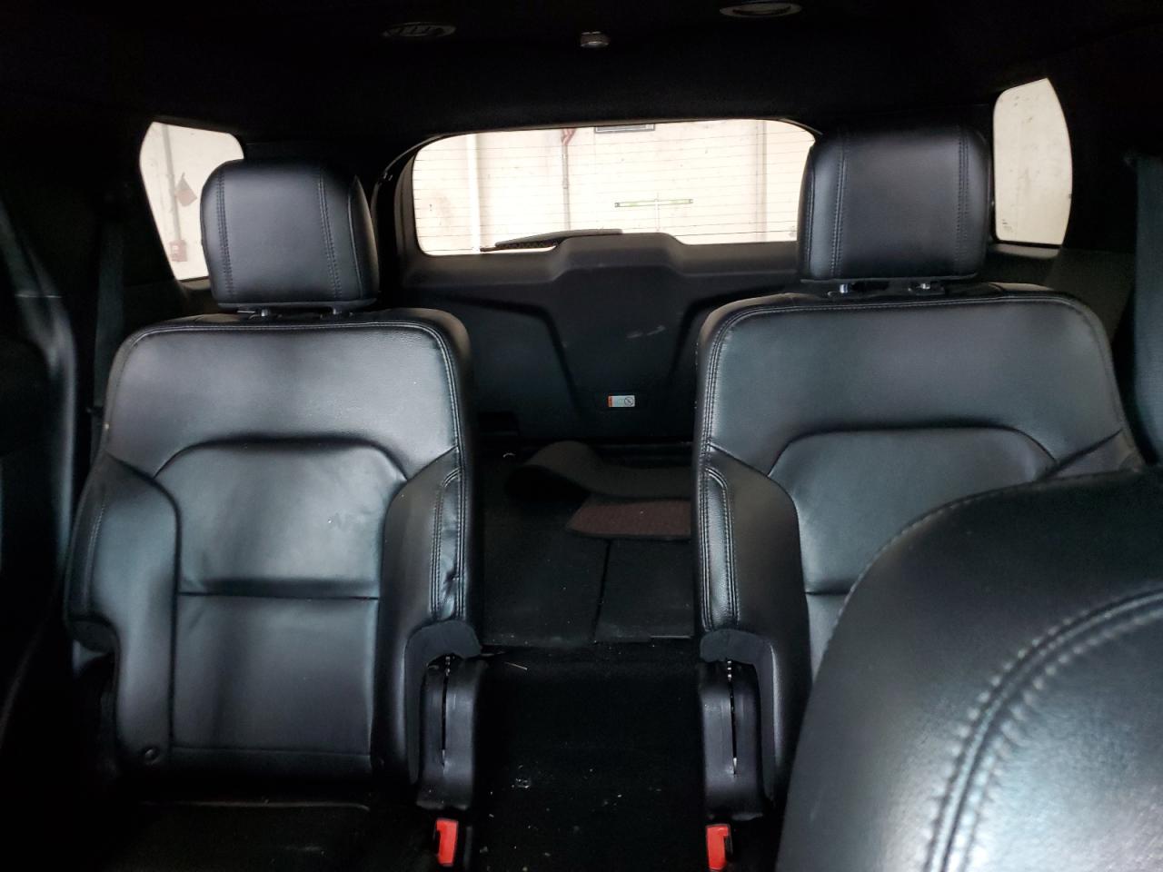 Ford Explorer Xlt Image 11