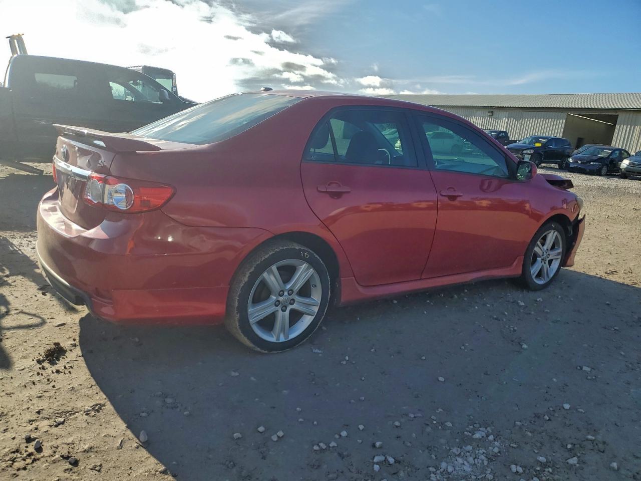 Toyota Corolla Base Image 12