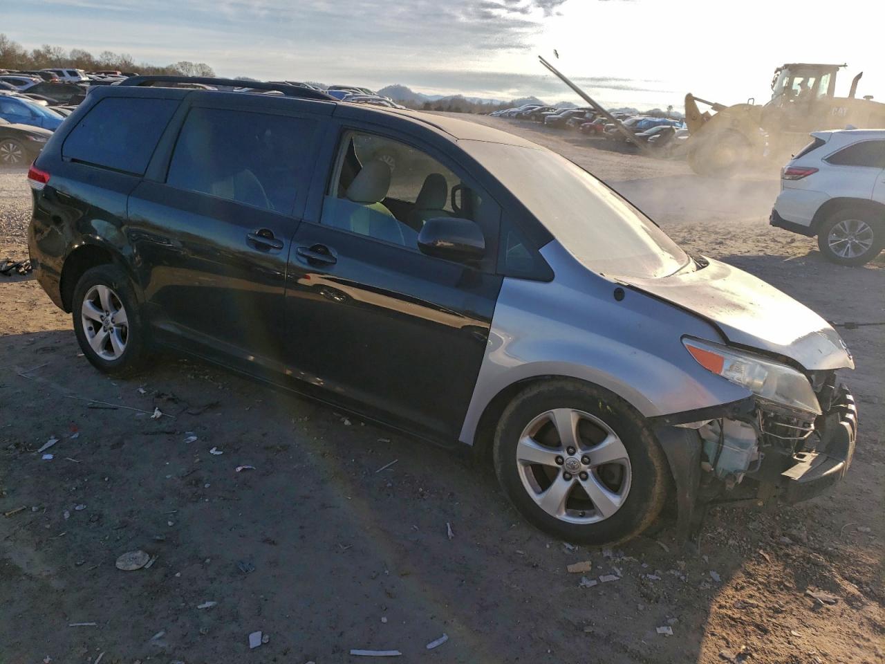 Toyota Sienna Le Image 7