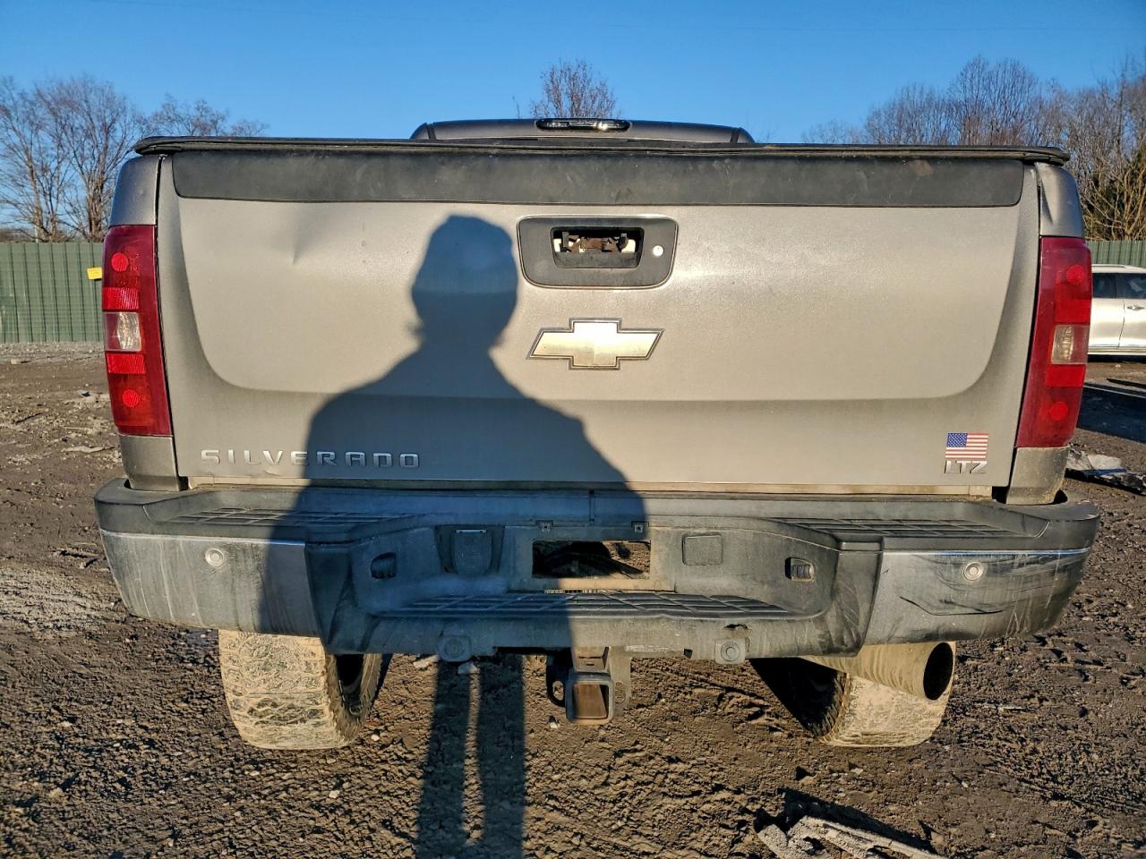 Chevrolet Silverado K2500 Heavy Duty Image 11
