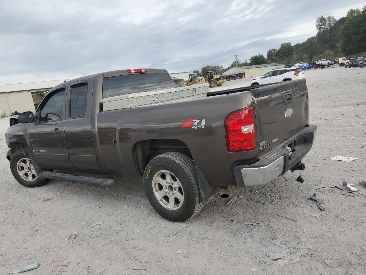 Chevrolet Silverado K1500 Image 4