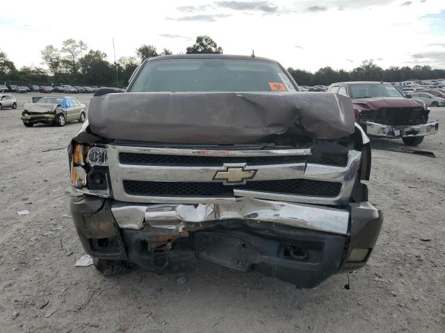Chevrolet Silverado K1500 Image 2
