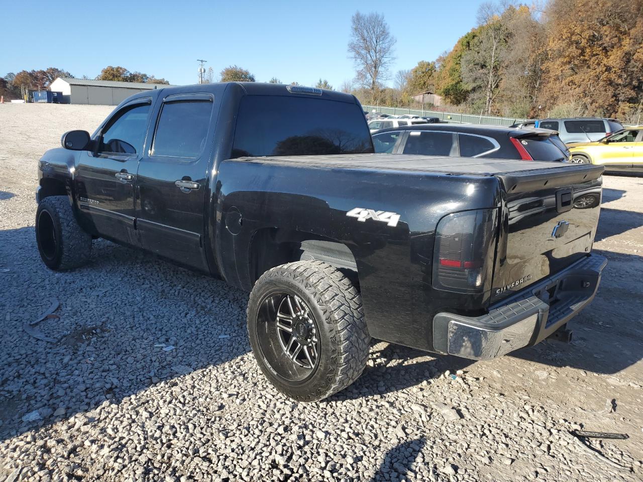 Chevrolet Silverado K1500 Lt Image 3