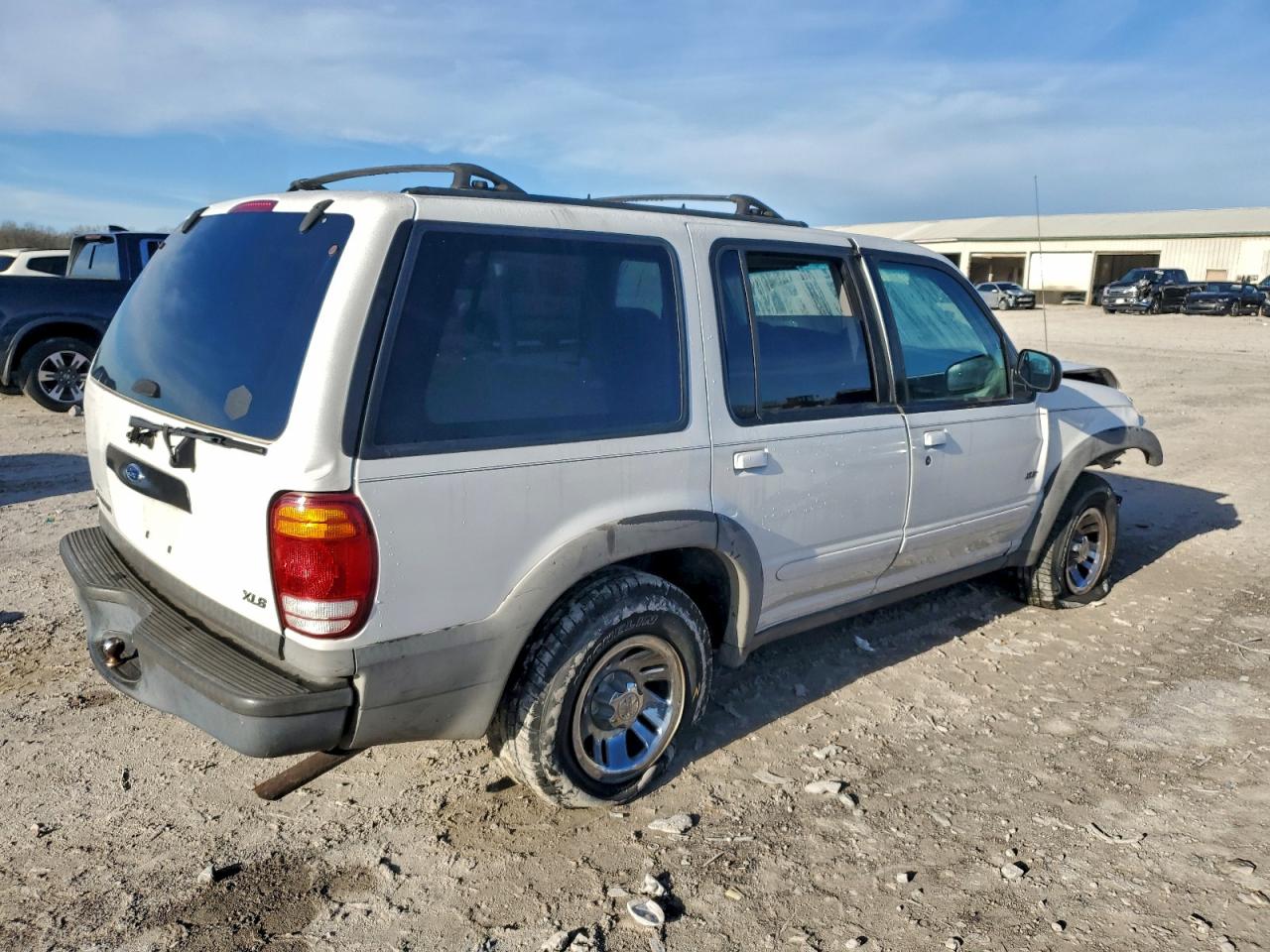 Ford Explorer Xls Image 2