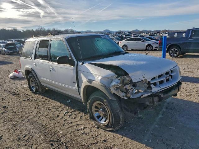 Ford Explorer Xls Image 6