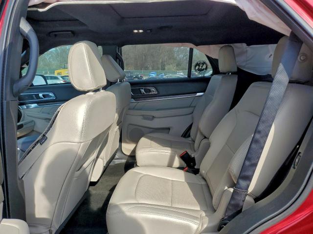 Ford Explorer Limited Image 9