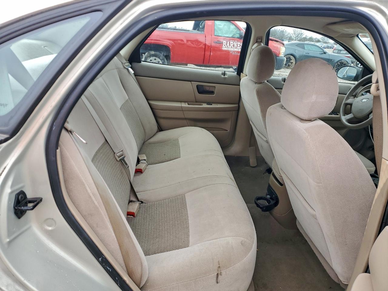 Ford Taurus Se Image 12