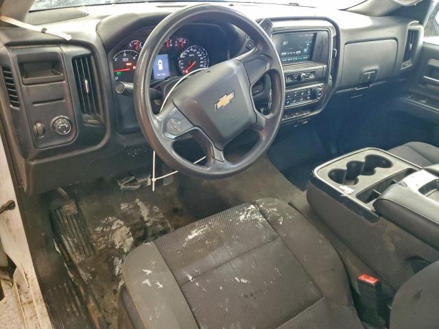 Chevrolet Silverado C1500 Image 3