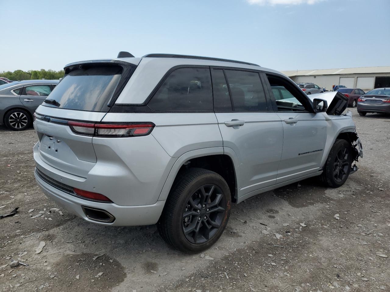 Jeep Grand Cherokee Limited 4xe Image 2