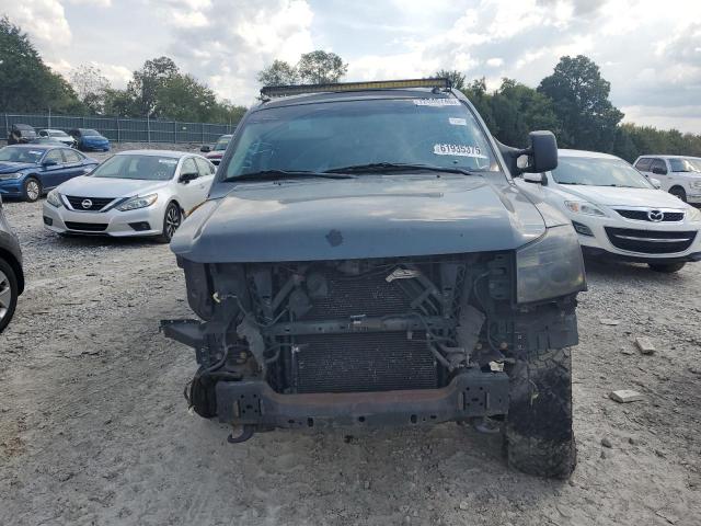 Nissan Titan S Image 8