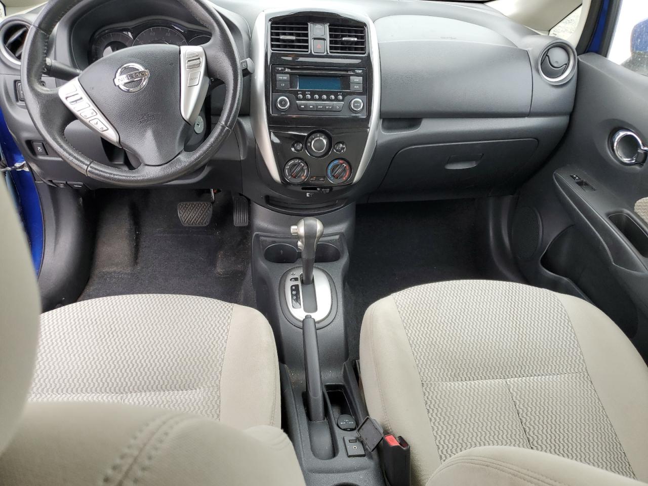 Nissan Versa S Image 5