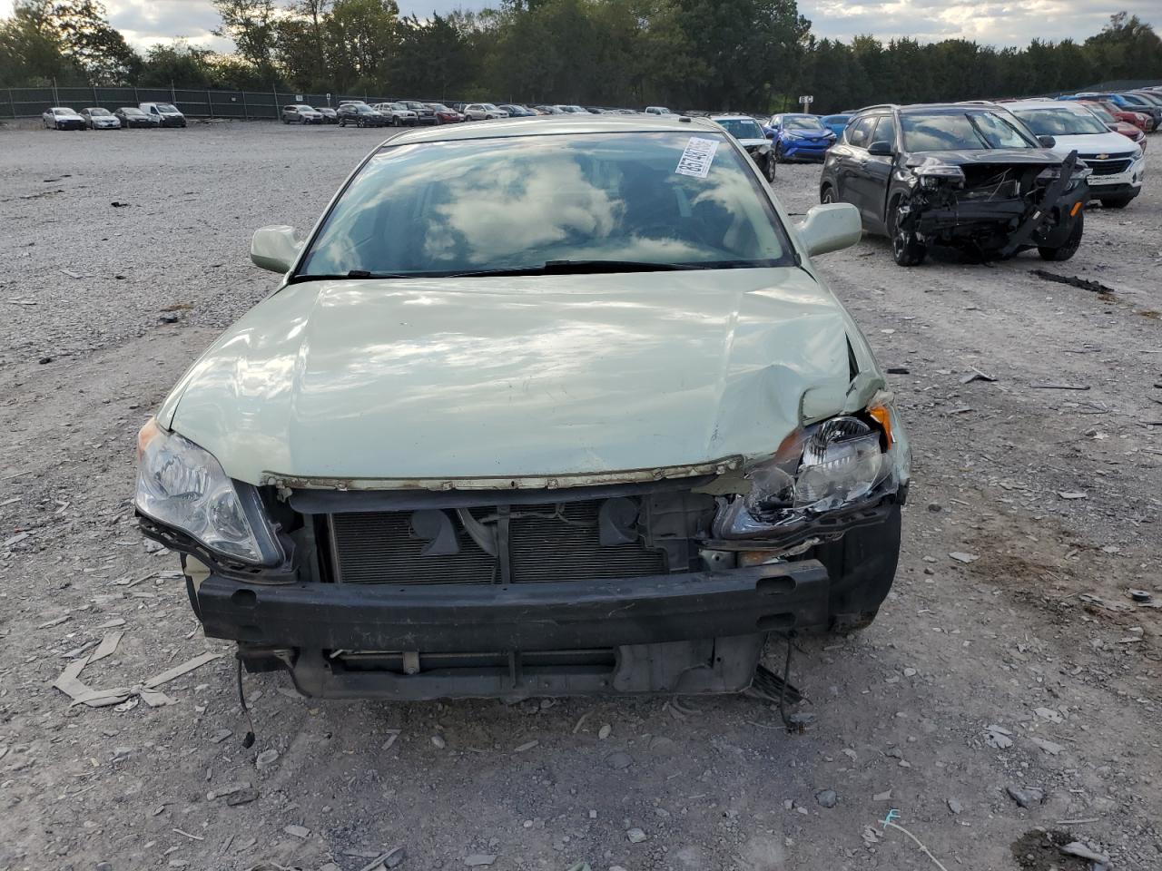 Toyota Avalon Xl Image 5