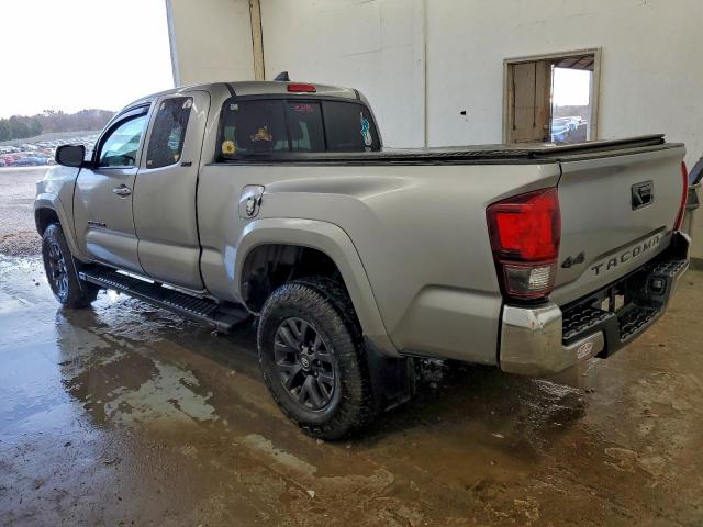 Toyota Tacoma Access Cab Image 5