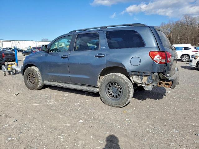 Toyota Sequoia Sr5 Image 4