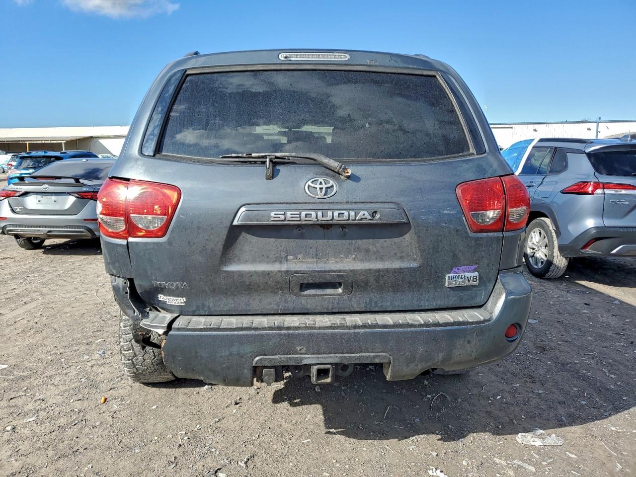 Toyota Sequoia Sr5 Image 7