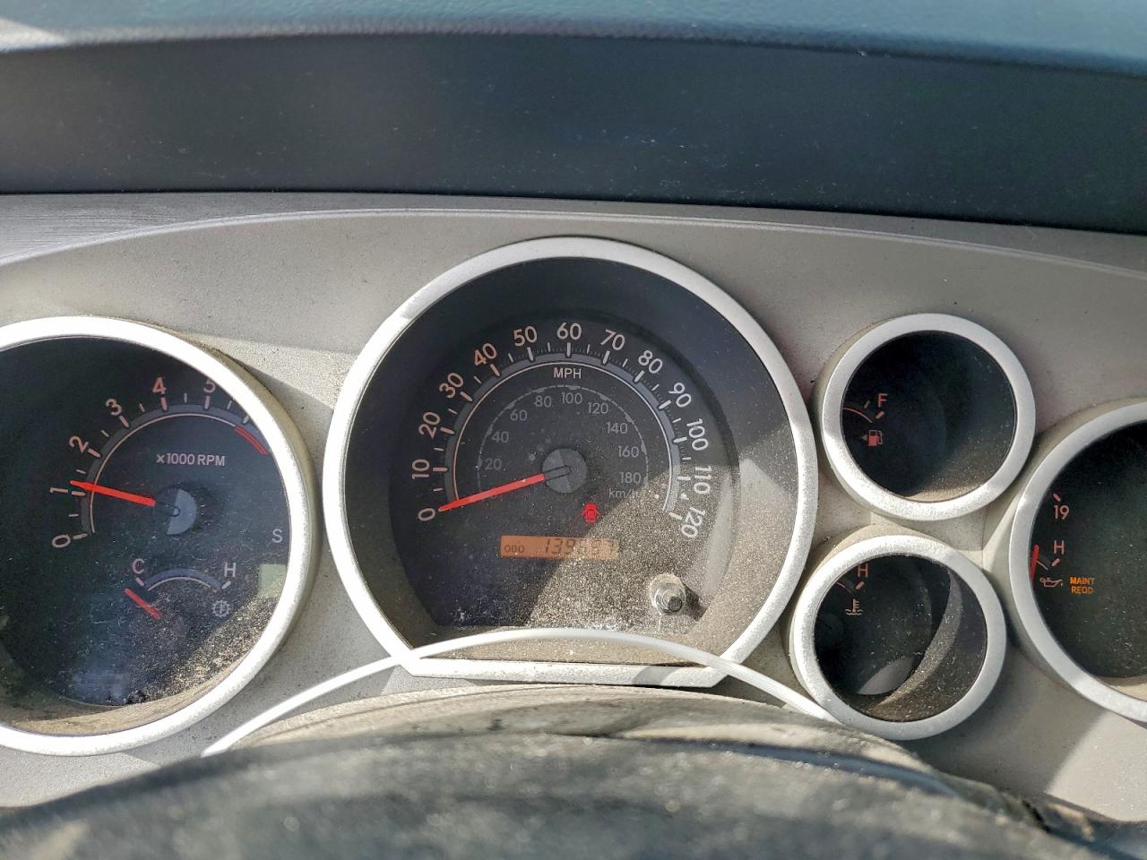 Toyota Sequoia Sr5 Image 6