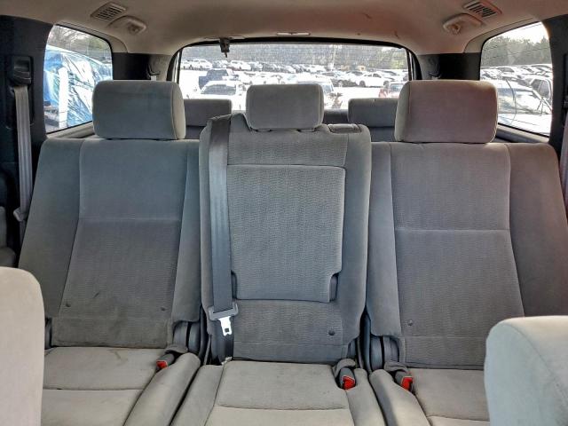 Toyota Sequoia Sr5 Image 2