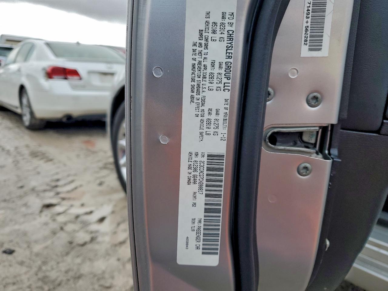 Chrysler 300 Limited Image 10