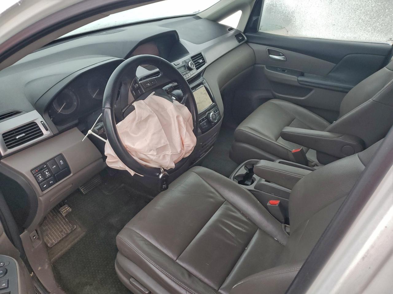 Honda Odyssey Touring Image 7