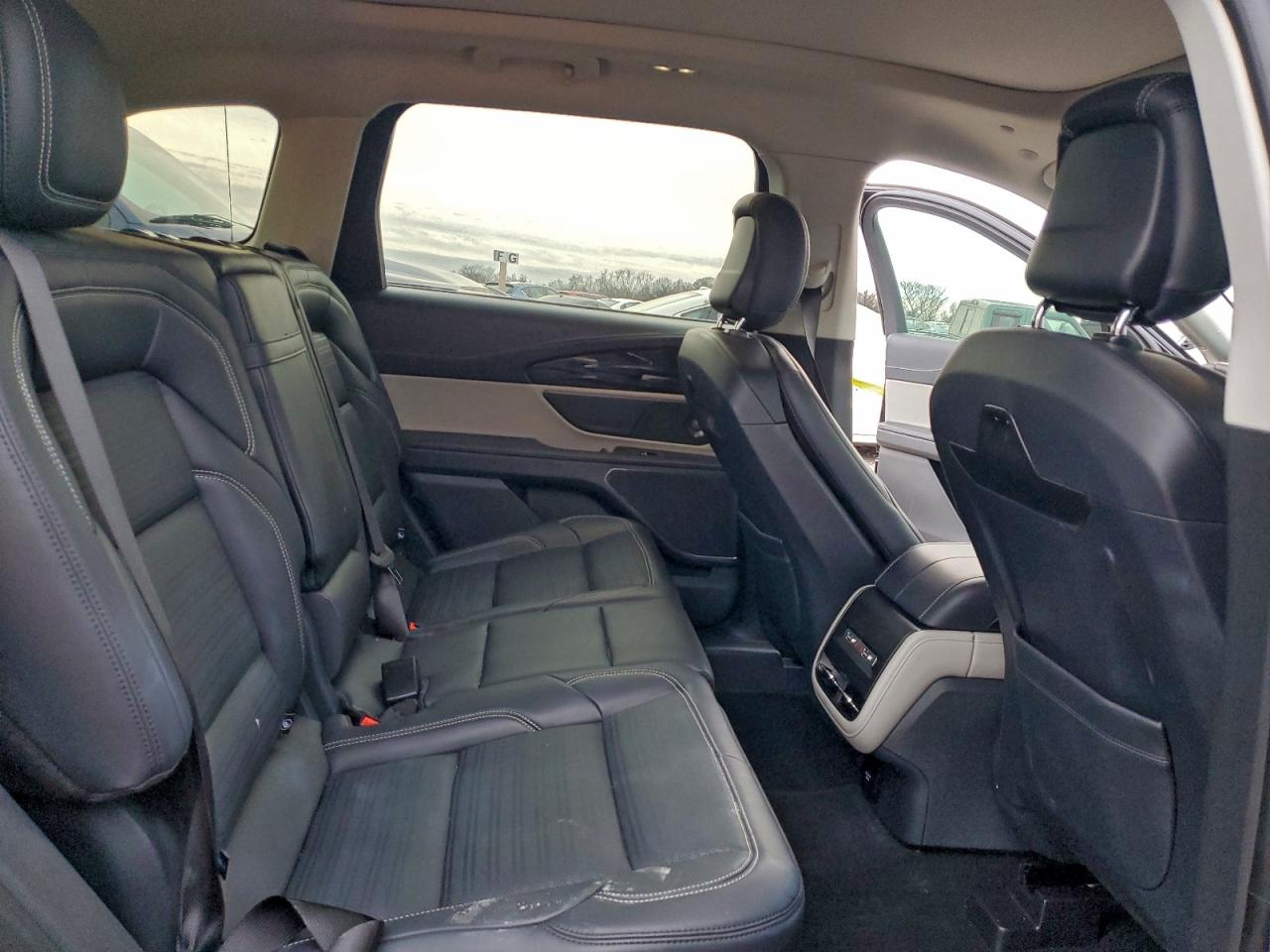 Lincoln Nautilus Reserve Image 9