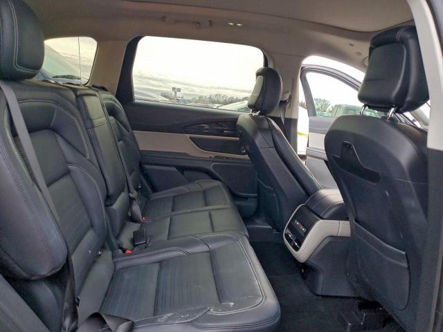 Lincoln Nautilus Reserve Image 9