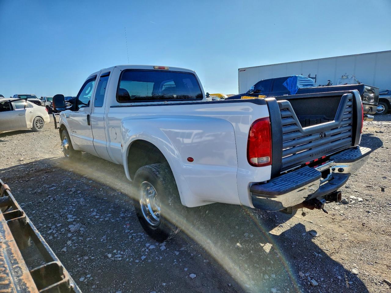 Ford F-350 Super Duty Image 8
