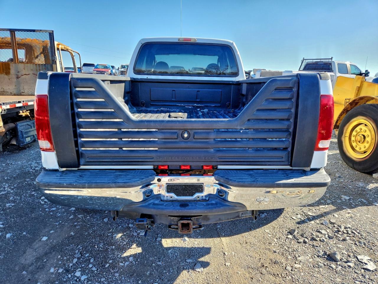 Ford F-350 Super Duty Image 5