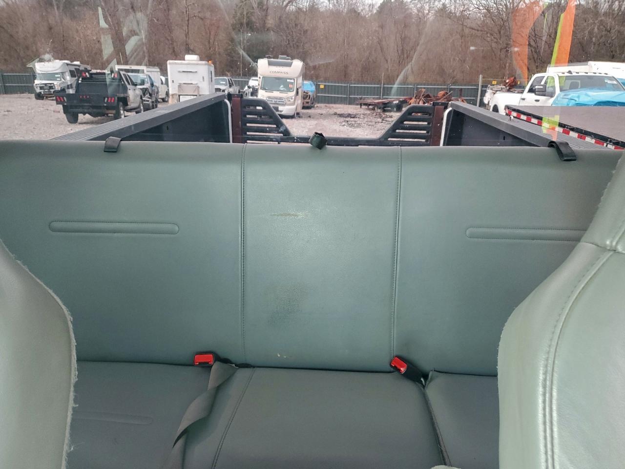 Ford F-350 Super Duty Image 9